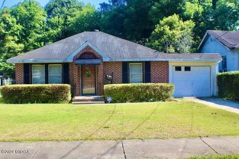 656 Villa Esta Ave, Macon, GA 31206