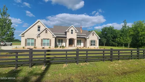 196 Talton Rd, Warner Robins, GA 31088