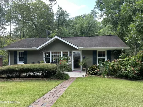 2358 Old Holton Rd, Macon, GA 31204