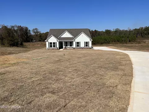 193 Sanders Rd, Macon, GA 31210