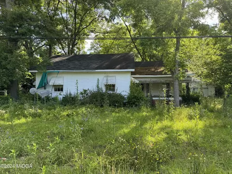 106 Elm St, Gordon, GA 31031