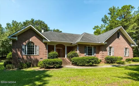 6194 Wesleyan Dr N, Macon, GA 31210