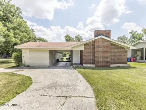 5810 Nature Dr, Macon, GA 31216
