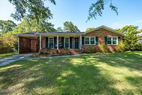 2420 Old Holton Rd, Macon, GA 31204