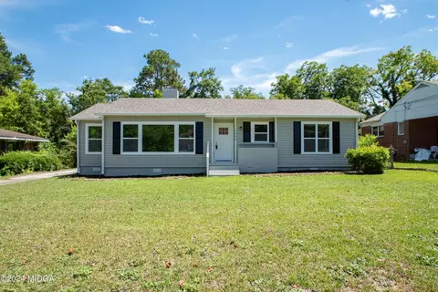 3298 Arnwood Ave, Macon, GA 31204