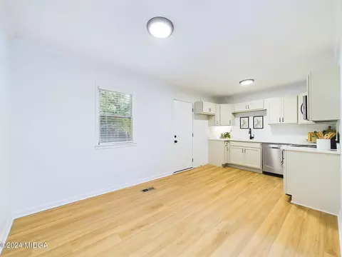 112 Maxwell Dr, Warner Robins, GA 31088 photo 8