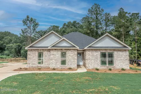 111 Jamic Ct, Macon, GA 31216