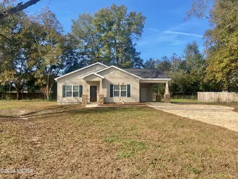 426 Walker Rd, Byron, GA 31008