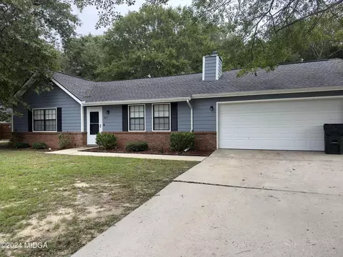 307 Bonnie Dr, Warner Robins, GA 31088