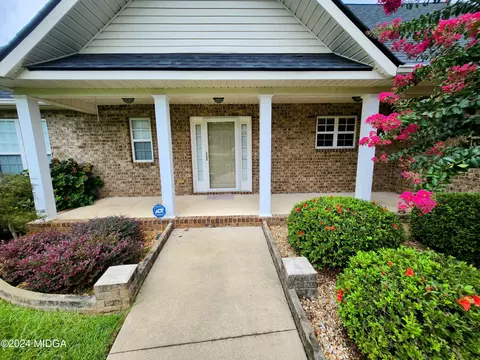 310 Christopher Luke Cir, Perry, GA 31069 photo 6