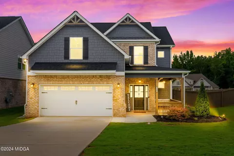 716 Petaluma Pl, Locust Grove, GA 30248
