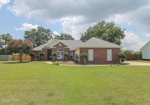 213 Santa Fe Trl, Warner Robins, GA 31088