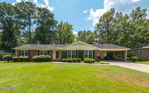 4724 Lattimore Dr, Macon, GA 31210