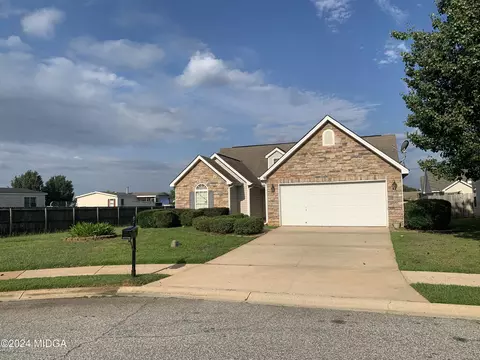 209 Browning Pt, Byron, GA 31008