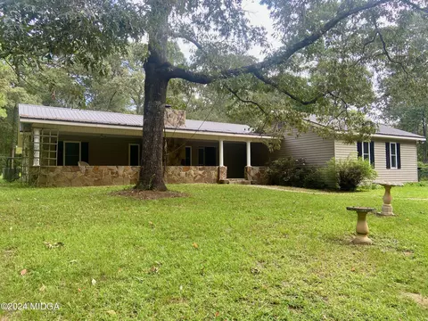 144 Red Oak Rd, Byron, GA 31008