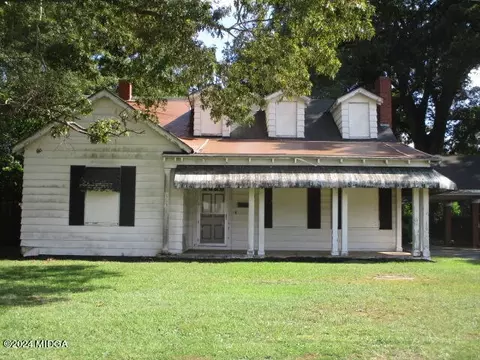 513 Riley Ave, Fort Valley, GA 31030