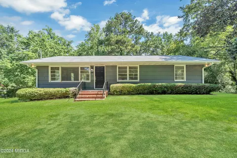 2874 Horseshoe Dr, Macon, GA 31211