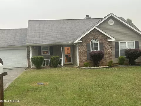 112 Sheldon Ridge Ct, Bonaire, GA 31005