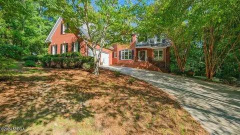 218 Pebblebrook Ln, Macon, GA 31220