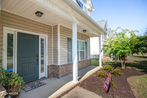 202 Longbridge Way, Perry, GA 31069 photo 3