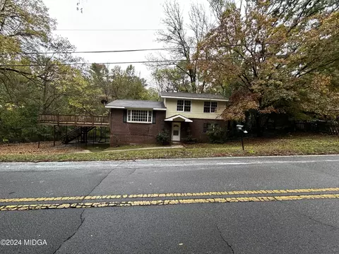 2290 Old Holton Rd, Macon, GA 31204