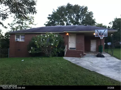 4081 Nisbet Rd, Macon, GA 31206