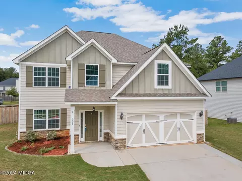 201 Goldenrod Trl, Perry, GA 31069