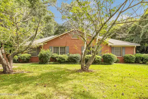 2779 Riverview Rd, Macon, GA 31204