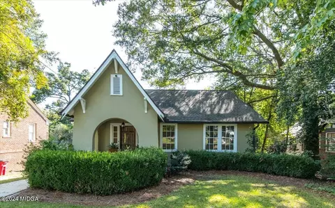 375 Hines Ter, Macon, GA 31204