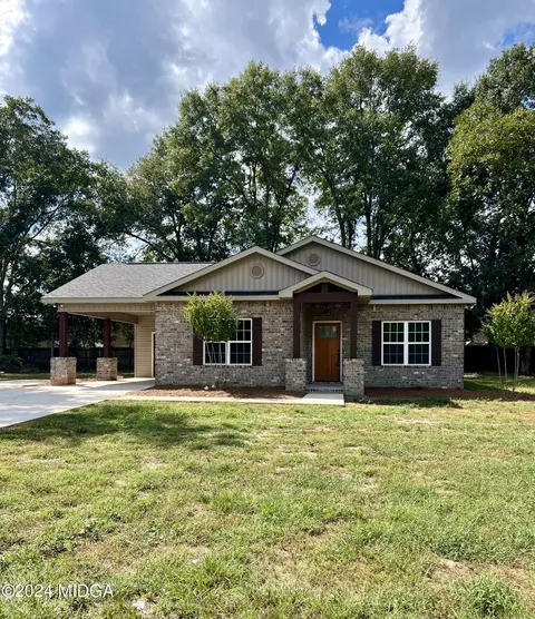 Exterior - 450 Walker Rd, Byron, GA 31008 photo 2 of 3