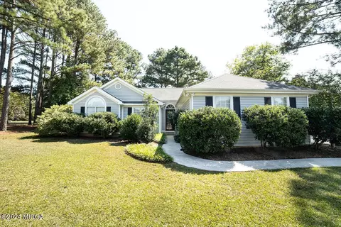 101 Timber Ridge Dr, Warner Robins, GA 31088