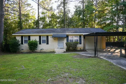 3927 Hartness St, Macon, GA 31204