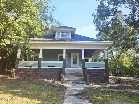 3281 Napier Ave, Macon, GA 31204