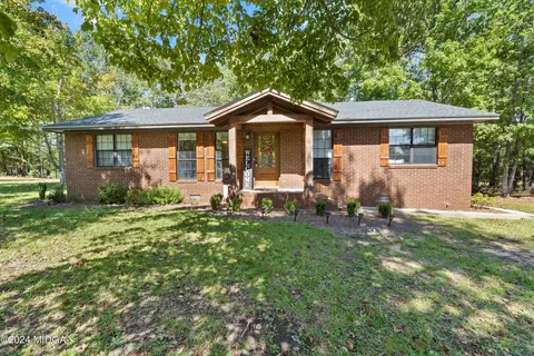 112 Gmc Rd NE, Milledgeville, GA 31061