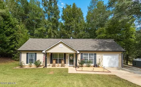120 Tomkins Creek Trl, Forsyth, GA 31029
