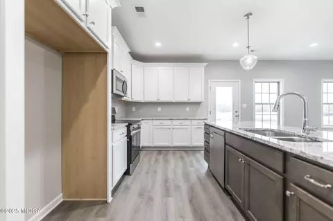 Kitchen - 326 E River Cane Run #23G, Perry, GA 31069 photo 4 of 4