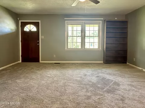 Living - 211 Harold Drive Dr, Centerville, GA 31028 photo 2 of 2