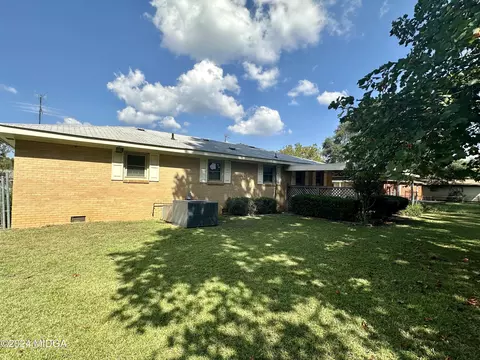 Exterior - 211 Harold Drive Dr, Centerville, GA 31028 photo 4 of 5