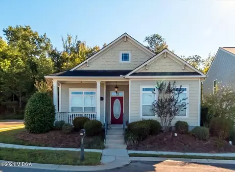 245 Hawthorn Trl, Macon, GA 31210