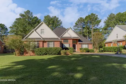 307 Idle Pines Dr, Perry, GA 31069