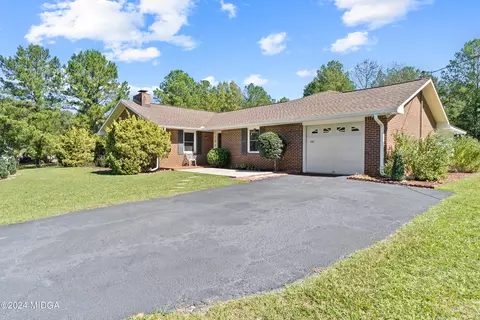 120 Doe Run, Juliette, GA 31046