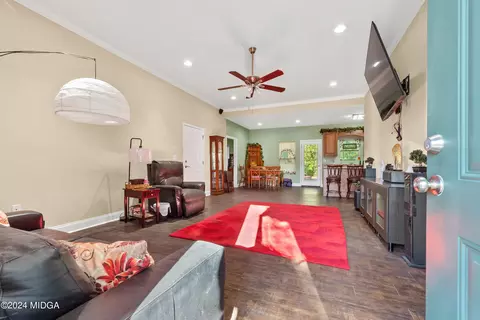 107 Cottage Loop, Dublin, GA 31021 photo 17