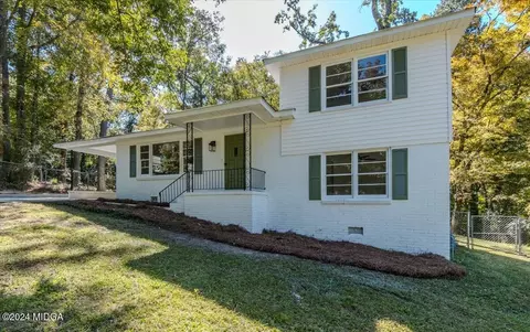 4260 Laura Ann Pl, Macon, GA 31210