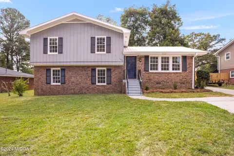 105 Lemuel Ct, Warner Robins, GA 31088