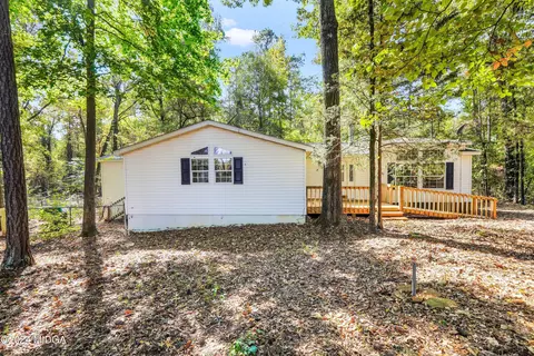 615 Fuller Rd, Culloden, GA 31016