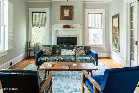 Living - 206 Buford Pl, Macon, GA 31204 photo 1 of 5