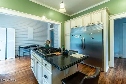 Kitchen - 206 Buford Pl, Macon, GA 31204 photo 5 of 8