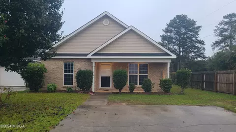 129 Maryjay Dr, Warner Robins, GA 31088