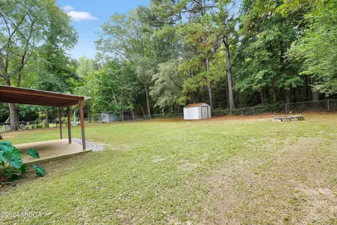 Exterior - 788 Hillcrest Dr, Jackson, GA 30233 photo 5 of 9
