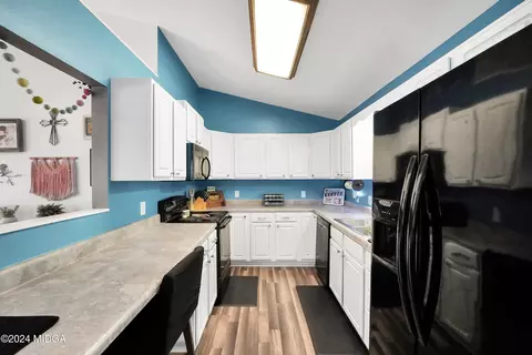 Kitchen - 788 Hillcrest Dr, Jackson, GA 30233 photo 1 of 2